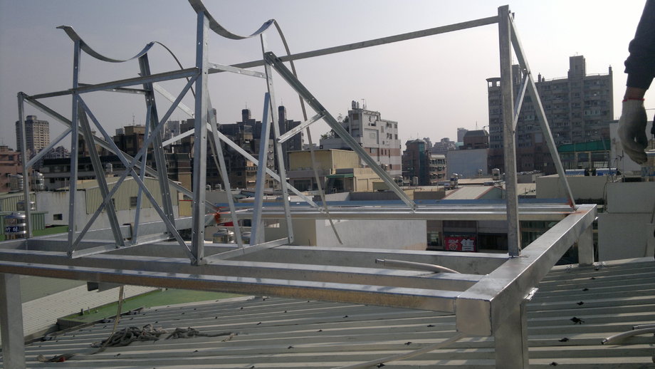 高雄太陽能架設