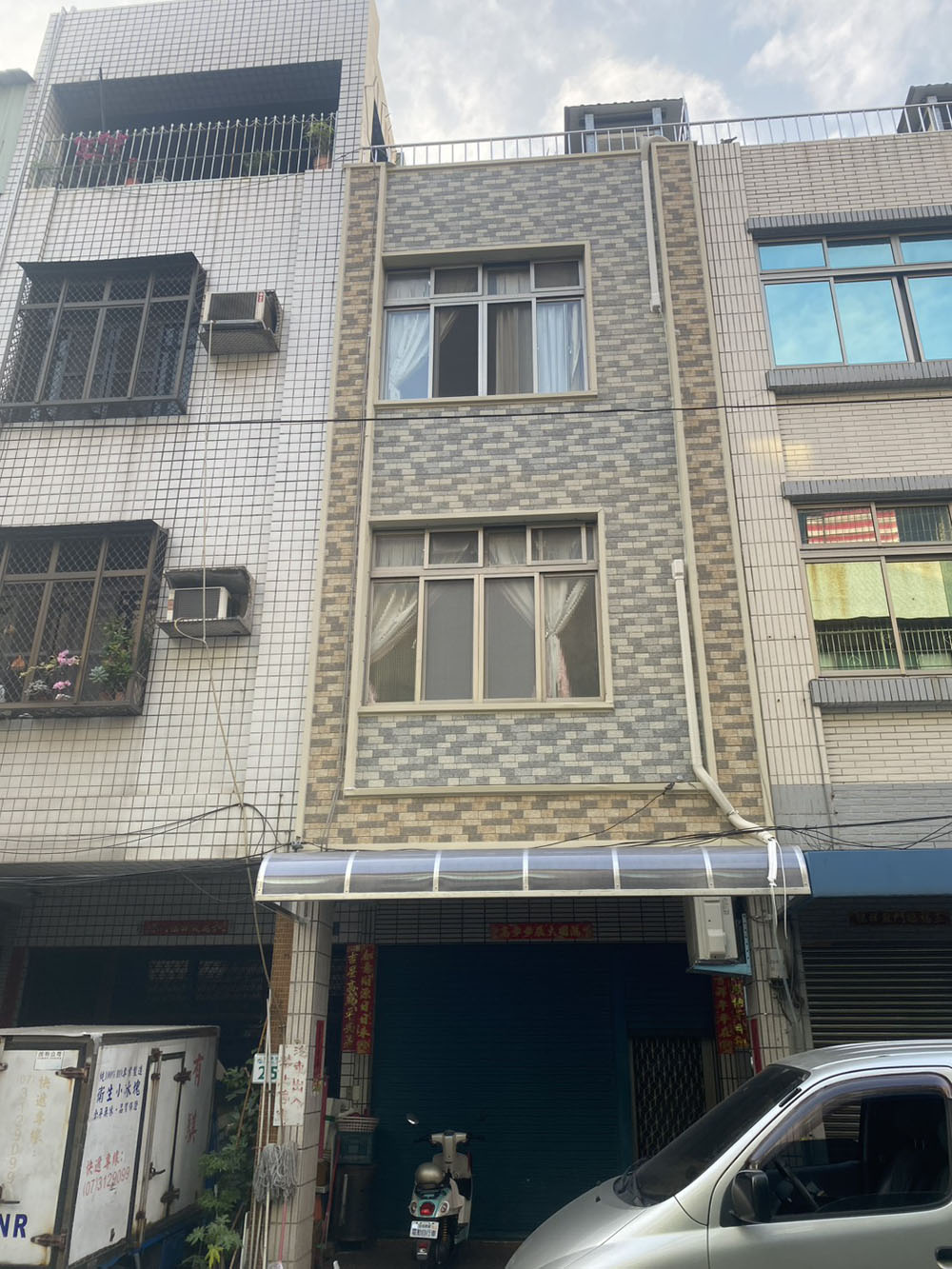 高雄外牆更換金屬壁板