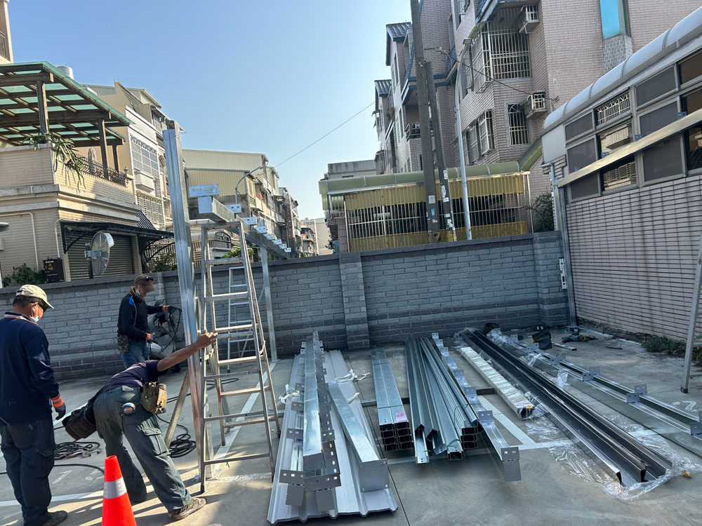 高雄鐵構棚架組裝工程