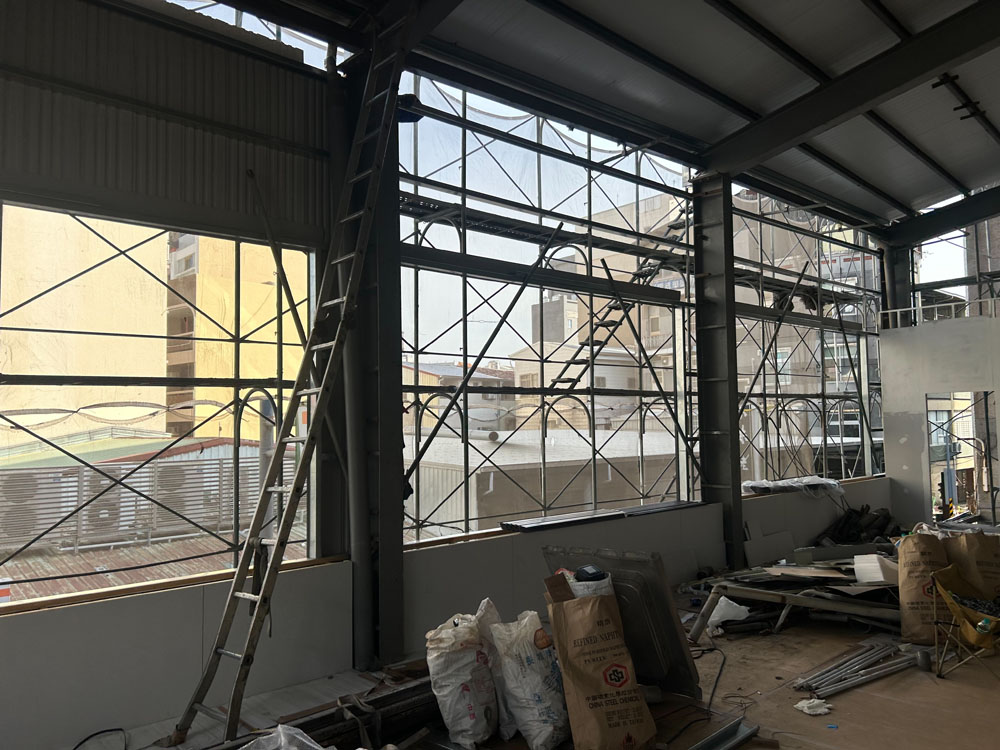 高雄廠房金屬壁板施工